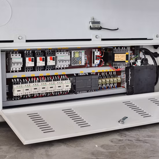 Cortador de papel hidráulico resistente automatizado do programa da guilhotina eficiente de alta qualidade